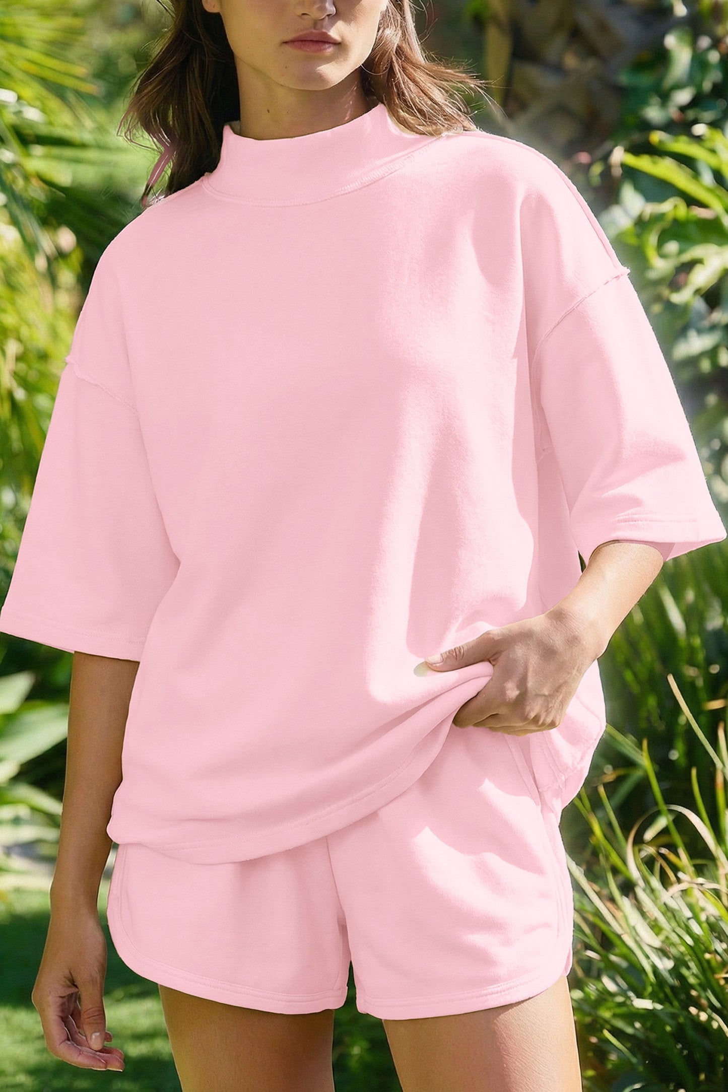 Exposed Seam Casual Outfit