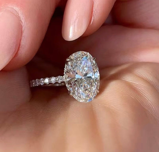 Oval Ring
