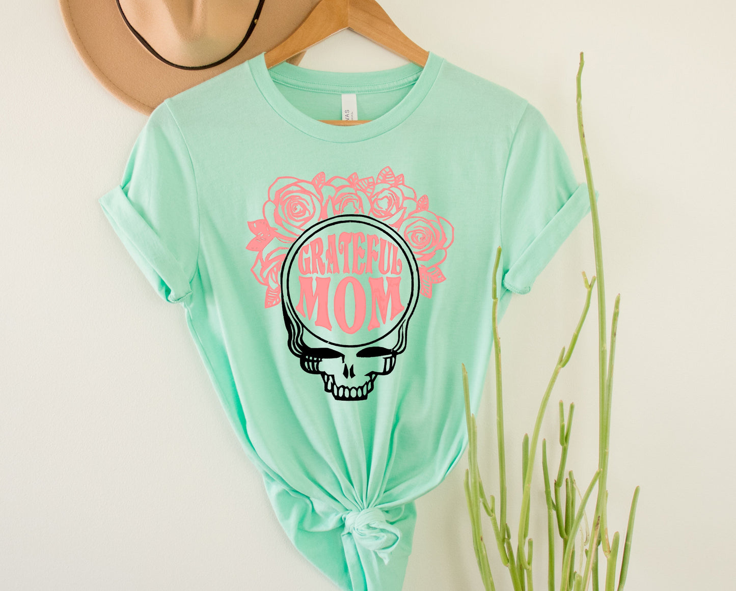 Grateful mom Graphic Tee